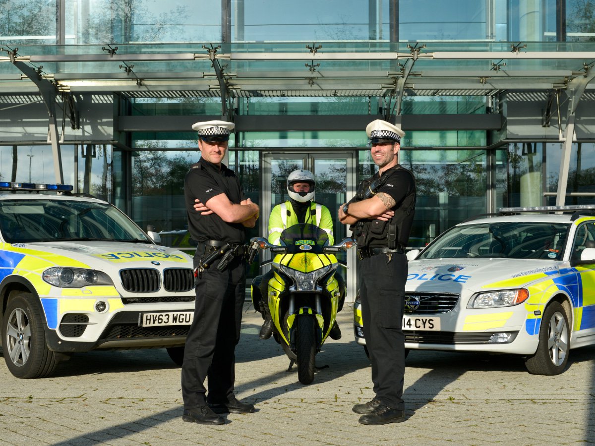 Watch: police officer pulls gun on motorcyclist